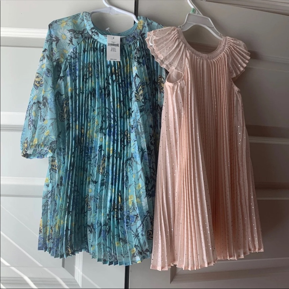 Lot of 2 Gap pleated dresses